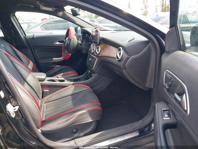 WDCTG4GB0HJ321351 Mercedes-Benz Gla 250 4matic
