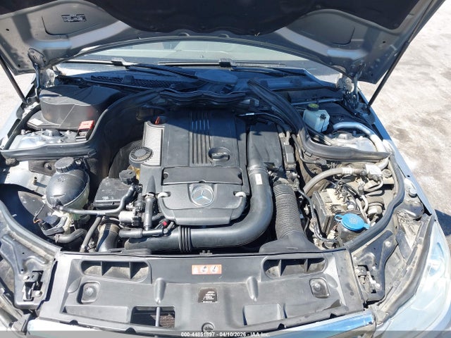 2013 MERCEDES-BENZ C 250 WDDGF4HB1DR294705 Photo 9