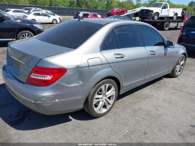 2013 MERCEDES-BENZ C 250 WDDGF4HB1DR294705 Photo 5