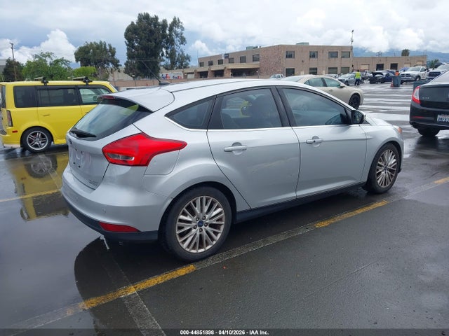 2015 FORD FOCUS 1FADP3N26FL355096 Photo 3