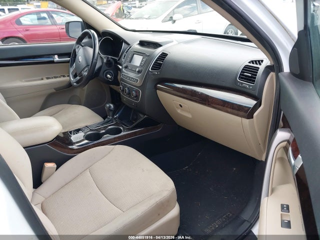 2015 KIA SORENTO 5XYKTDA74FG620534 Photo 4