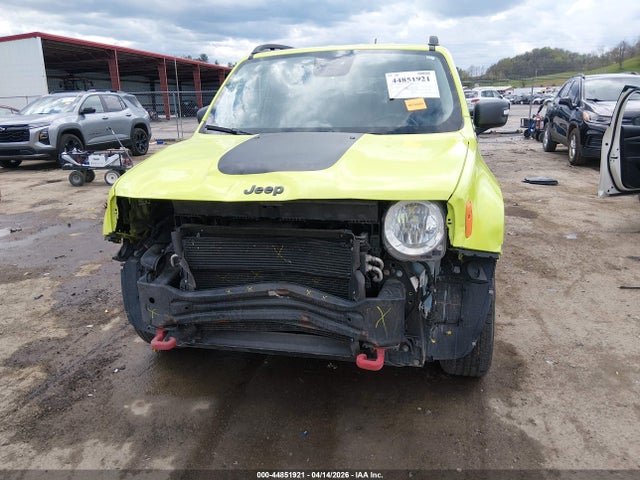 44851921 :رقم المزاد ، ZACCJBCB9HPE97493 vin ، 2017 Jeep Renegade Trailhawk 4x4 مزاد بيع