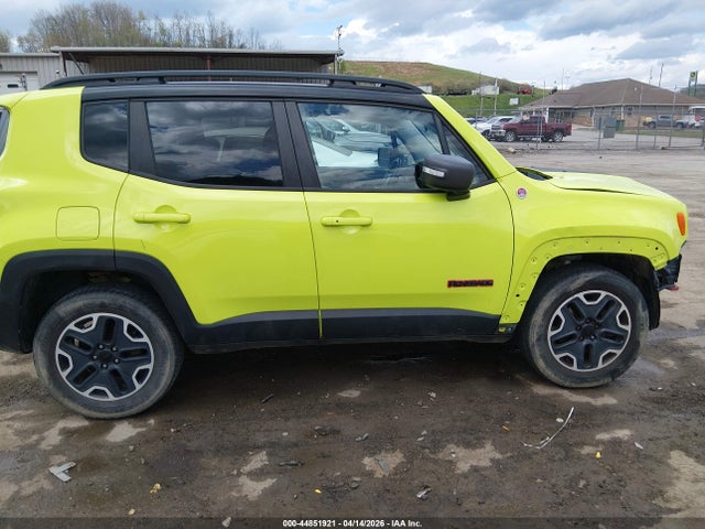 44851921 :رقم المزاد ، ZACCJBCB9HPE97493 vin ، 2017 Jeep Renegade Trailhawk 4x4 مزاد بيع