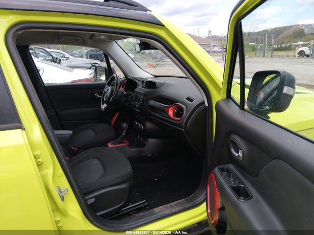 44851921 :رقم المزاد ، ZACCJBCB9HPE97493 vin ، 2017 Jeep Renegade Trailhawk 4x4 مزاد بيع