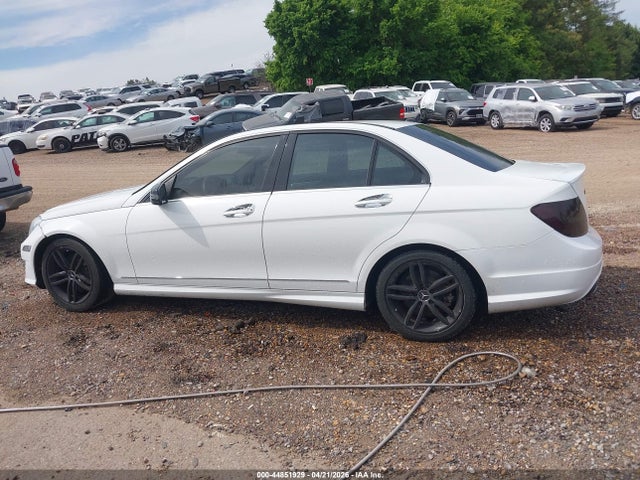 Продаж на аукціоні авто 2013 Mercedes-benz C 300 Sport 4matic, vin: WDDGF8AB4DG054173, номер лоту: 44851929