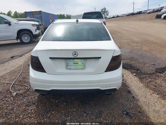 Продаж на аукціоні авто 2013 Mercedes-benz C 300 Sport 4matic, vin: WDDGF8AB4DG054173, номер лоту: 44851929