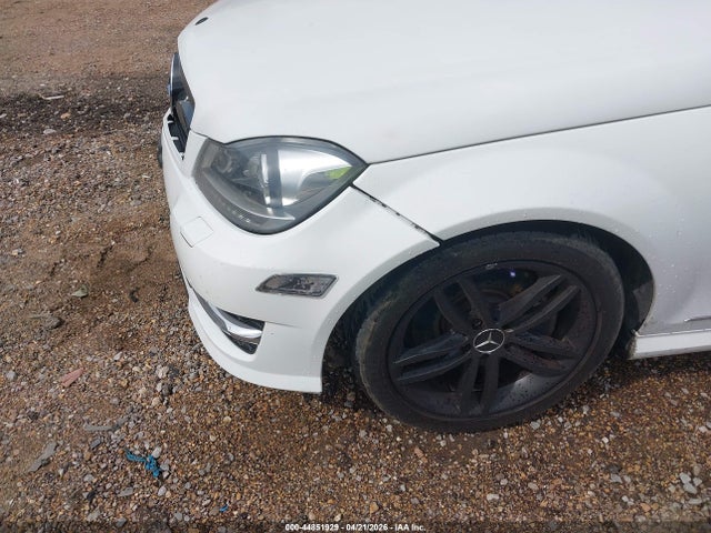 Продаж на аукціоні авто 2013 Mercedes-benz C 300 Sport 4matic, vin: WDDGF8AB4DG054173, номер лоту: 44851929