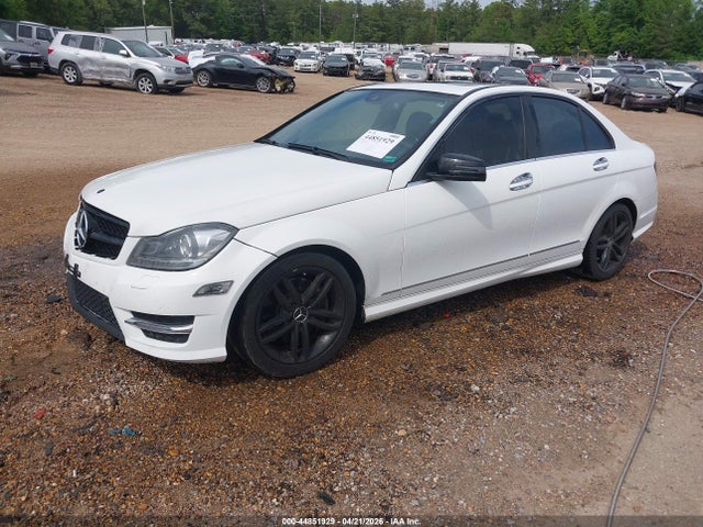 Продаж на аукціоні авто 2013 Mercedes-benz C 300 Sport 4matic, vin: WDDGF8AB4DG054173, номер лоту: 44851929