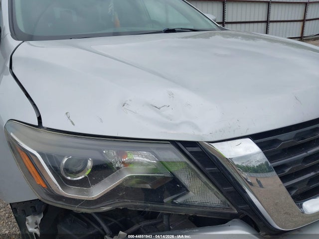 Продажа на аукционе авто 2017 Nissan Pathfinder Sl, vin: 5N1DR2MN3HC637611, номер лота: 44851943