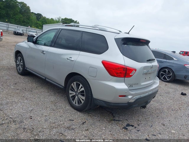 Продажа на аукционе авто 2017 Nissan Pathfinder Sl, vin: 5N1DR2MN3HC637611, номер лота: 44851943