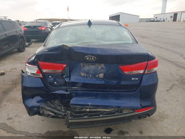 2016 Kia Optima Ex მანქანა იყიდება აუქციონზე, vin: 5XXGU4L30GG108921, აუქციონის ნომერი: 44851951