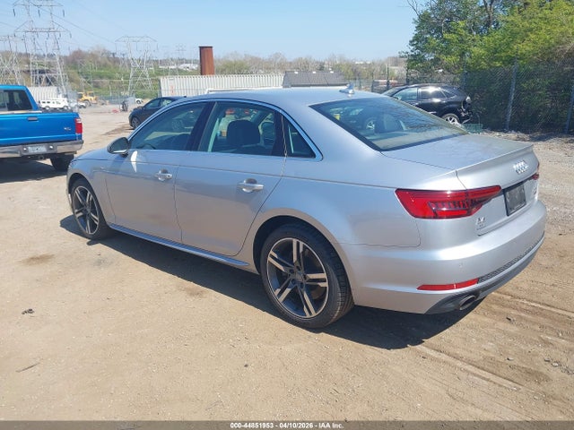 2017 AUDI A4 WAUENAF46HN014102 Photo 2