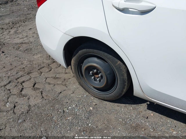 2014 Toyota Corolla Le მანქანა იყიდება აუქციონზე, vin: 2T1BURHEXEC138787, აუქციონის ნომერი: 44851957