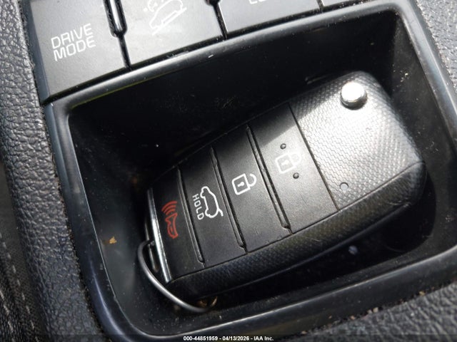 Продажа на аукционе авто 2021 Kia Sportage Lx, vin: KNDPMCAC0M7879638, номер лота: 44851959