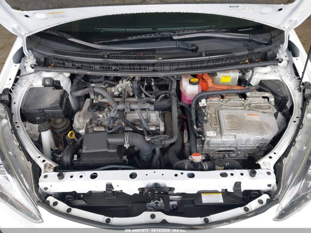 JTDKDTB36G1127961 Toyota Prius C Two
