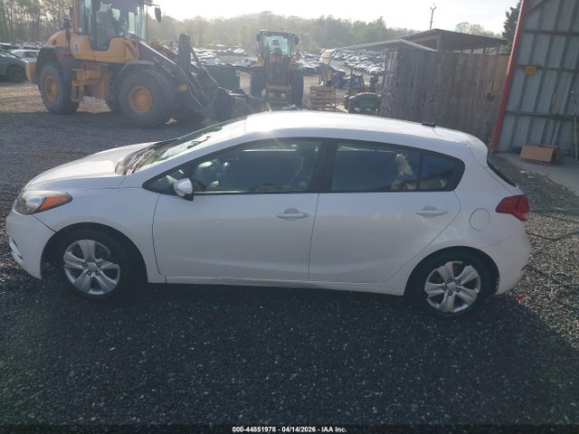 44851978 :رقم المزاد ، KNAFK5A87G5618741 vin ، 2016 Kia Forte Lx مزاد بيع