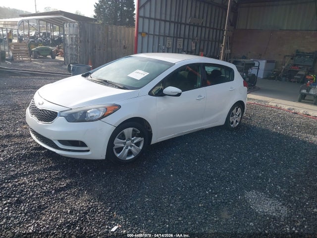 44851978 :رقم المزاد ، KNAFK5A87G5618741 vin ، 2016 Kia Forte Lx مزاد بيع
