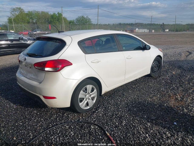 44851978 :رقم المزاد ، KNAFK5A87G5618741 vin ، 2016 Kia Forte Lx مزاد بيع