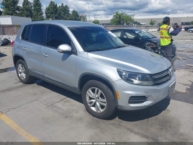 2013 VOLKSWAGEN TIGUAN WVGAV7AX2DW556948