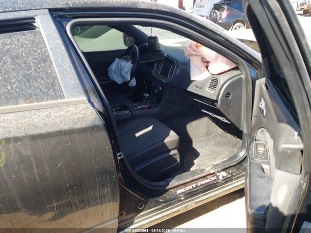 Продаж на аукціоні авто 2015 Dodge Charger Se, vin: 2C3CDXBG9FH768220, номер лоту: 44852004