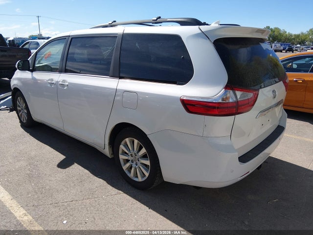 5TDDK3DC8FS115047 Toyota Sienna Limited Premium 7 Passenger