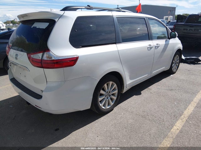 5TDDK3DC8FS115047 Toyota Sienna Limited Premium 7 Passenger