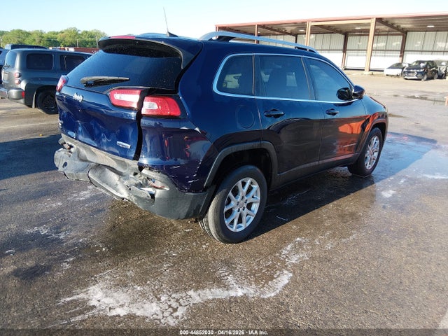 2016 Jeep Cherokee Latitude მანქანა იყიდება აუქციონზე, vin: 1C4PJMCS0GW121988, აუქციონის ნომერი: 44852030