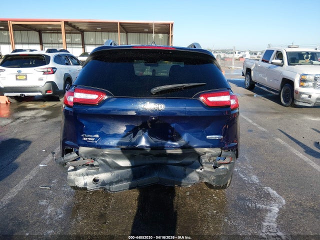 2016 Jeep Cherokee Latitude მანქანა იყიდება აუქციონზე, vin: 1C4PJMCS0GW121988, აუქციონის ნომერი: 44852030