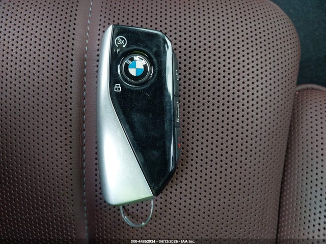 44852034 :رقم المزاد ، WBA33EH04SCU72562 vin ، 2025 Bmw 740i Xdrive مزاد بيع