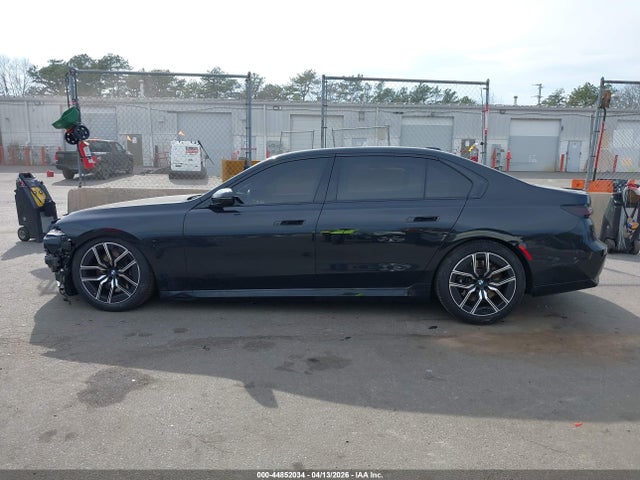 44852034 :رقم المزاد ، WBA33EH04SCU72562 vin ، 2025 Bmw 740i Xdrive مزاد بيع
