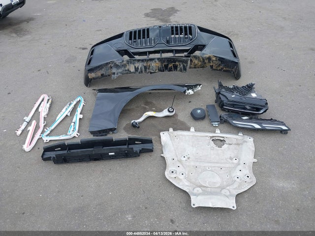 44852034 :رقم المزاد ، WBA33EH04SCU72562 vin ، 2025 Bmw 740i Xdrive مزاد بيع