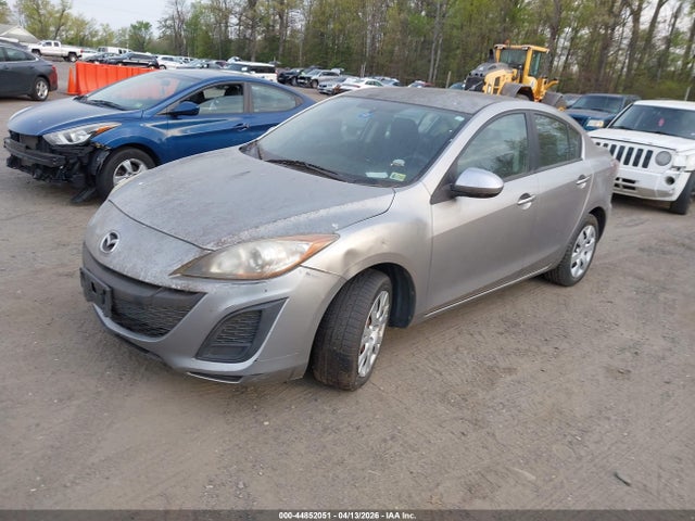 2011 MAZDA MAZDA3 JM1BL1UF9B1378867 Photo 1