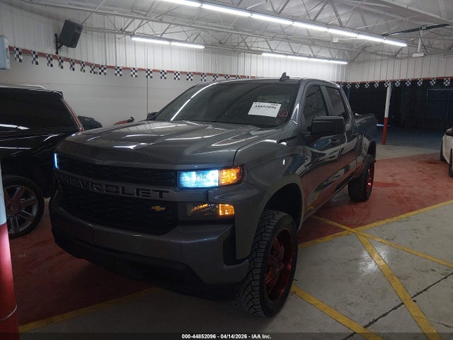 1GCPYBEK9LZ313402 Chevrolet Silverado 1500 4wd Standard Bed Custom