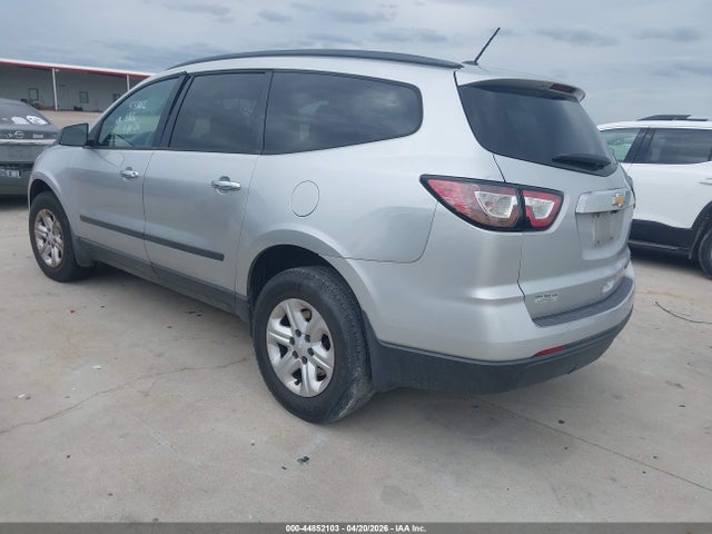 Chevrolet Traverse Ls 2015 1GNKRFKD9FJ390270 Image 3