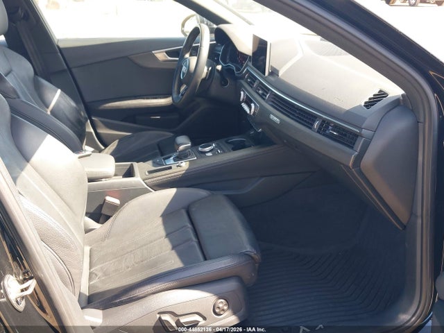 44852136 :رقم المزاد ، WAUENAF47KA052954 vin ، 2019 Audi A4 45 Premium مزاد بيع