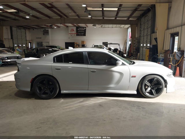 44852141 :رقم المزاد ، 2C3CDXGJXKH687063 vin ، 2019 Dodge Charger Scat Pack Rwd مزاد بيع