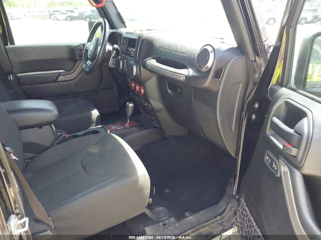 Продажа на аукционе авто 2018 Jeep Wrangler Jk Unlimited Sport S 4x4, vin: 1C4BJWDGXJL860004, номер лота: 44852164