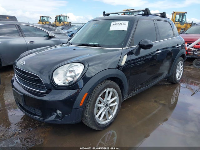 2016 MINI COUNTRYMAN WMWZB3C50GWR48784 Photo 1