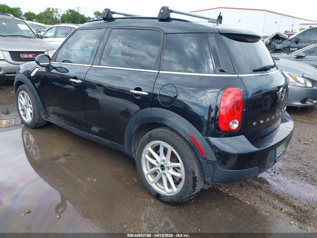 2016 MINI COUNTRYMAN WMWZB3C50GWR48784 Photo 2