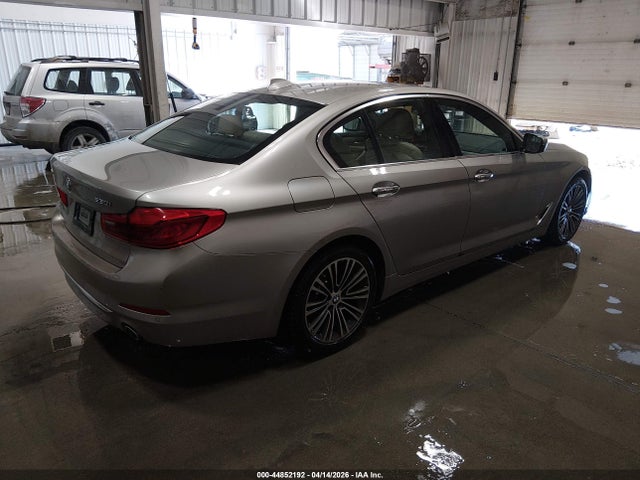 WBAJA7C50JG908925 BMW 530i Xdrive