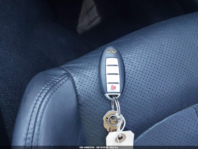 44852210 :رقم المزاد ، JN1CV6AP1FM580876 vin ، 2015 Infiniti Q40 مزاد بيع