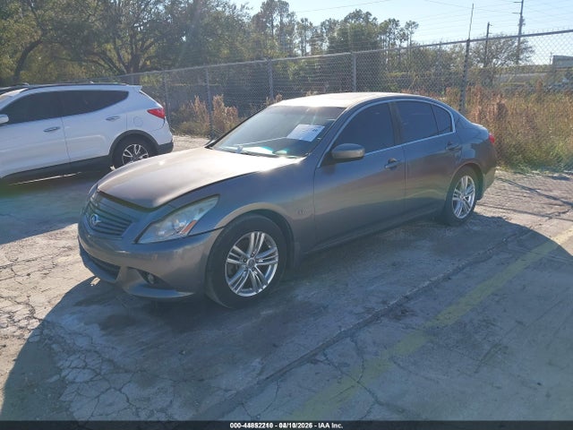 44852210 :رقم المزاد ، JN1CV6AP1FM580876 vin ، 2015 Infiniti Q40 مزاد بيع