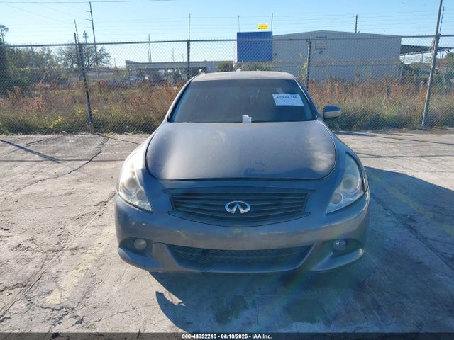 44852210 :رقم المزاد ، JN1CV6AP1FM580876 vin ، 2015 Infiniti Q40 مزاد بيع