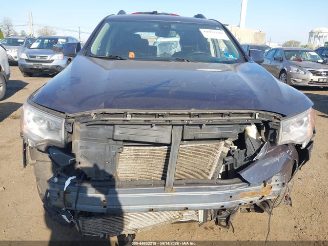 44852218 :رقم المزاد ، 1GKKNXLS3JZ200937 vin ، 2018 Gmc Acadia Denali مزاد بيع