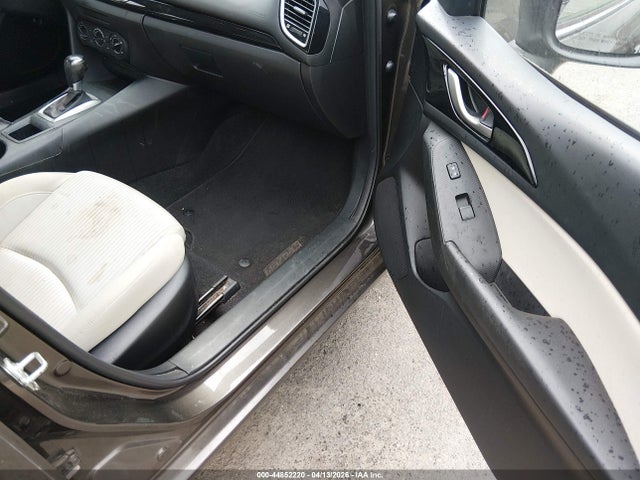 Aukcja sprzedaży 2014 Mazda Mazda3 I Touring, vin: JM1BM1V70E1124358, numer aukcji: 44852220