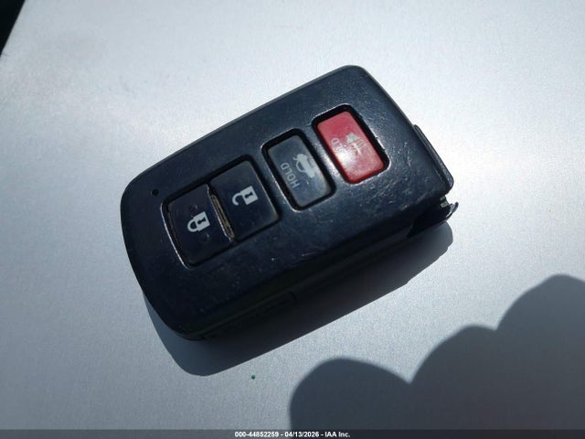4T1BD1FK9GU197213 Toyota Camry Hybrid Se