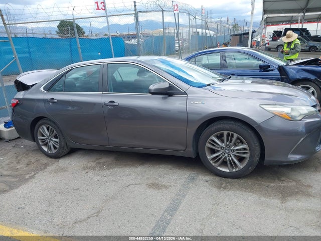4T1BD1FK9GU197213 Toyota Camry Hybrid Se
