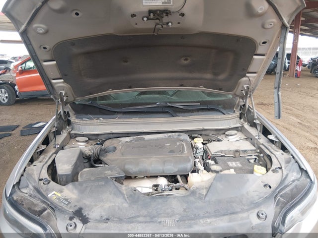 44852267 :رقم المزاد ، 1C4PJLLB5KD420083 vin ، 2019 Jeep Cherokee Latitude Plus Fwd مزاد بيع
