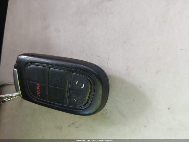 44852267 :رقم المزاد ، 1C4PJLLB5KD420083 vin ، 2019 Jeep Cherokee Latitude Plus Fwd مزاد بيع