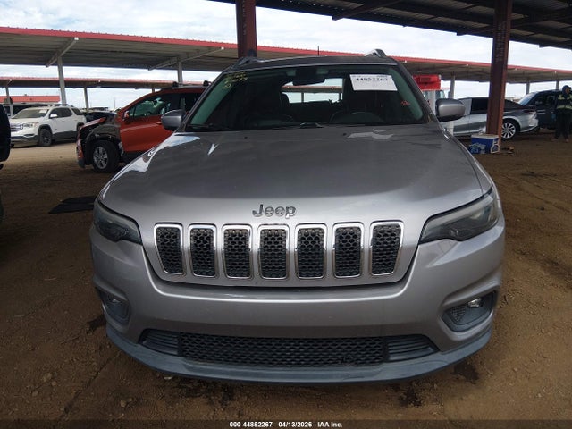 44852267 :رقم المزاد ، 1C4PJLLB5KD420083 vin ، 2019 Jeep Cherokee Latitude Plus Fwd مزاد بيع